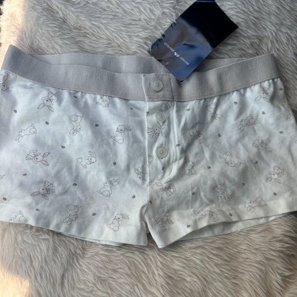 Brandy Melville bunny shorts - Picture 1 of 1